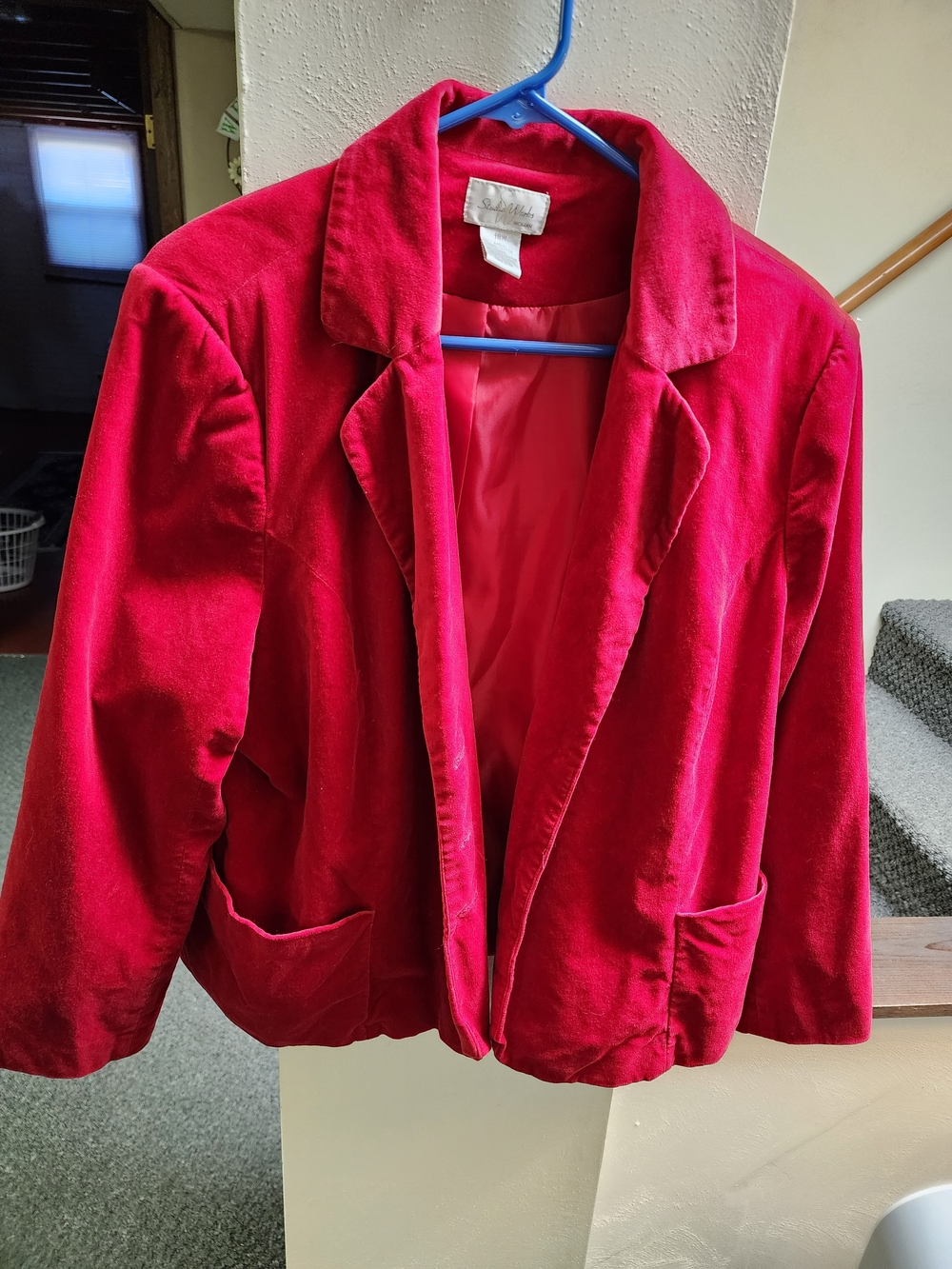 Studio Works Red Velvet Blazer Women's Sz 18